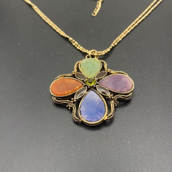 Monet Maltese Cross Pendant Necklace Multicolor Stones Gold Tone Chain 16+2" - Picture 3 of 10